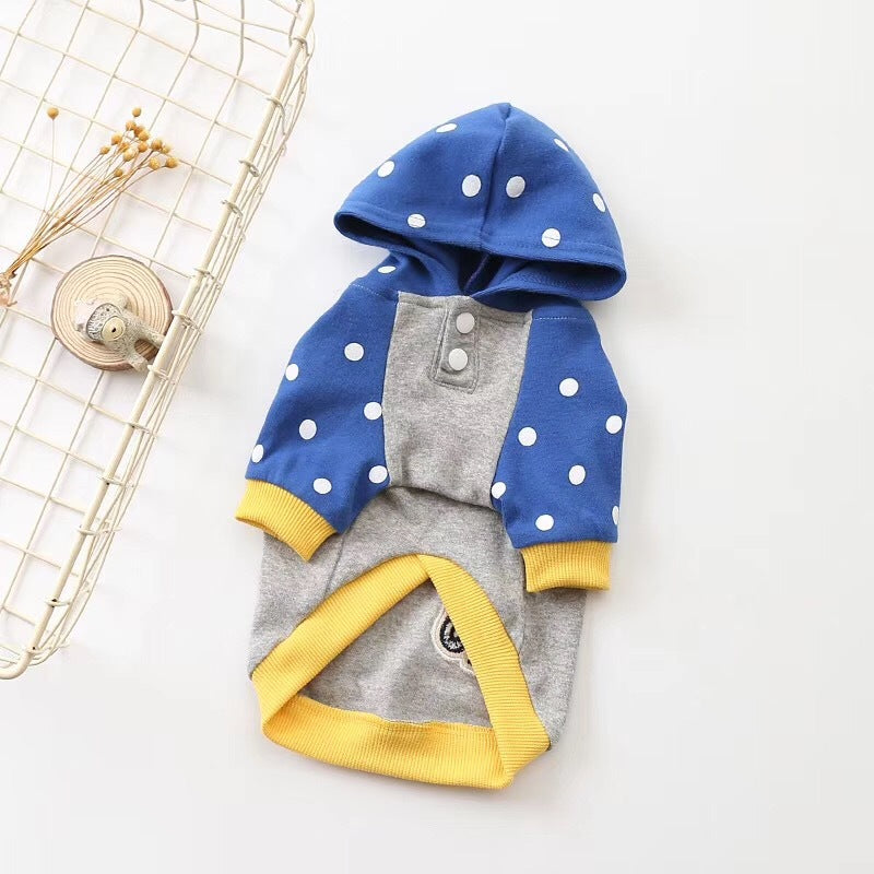 Autumn and winter hooded dog clothes