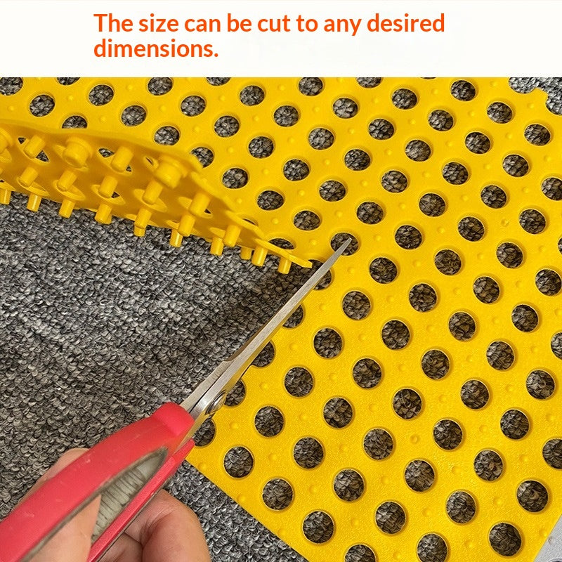 Pet Foot Pad With A Mesh Design To Prevent Paws From Getting Stuck
