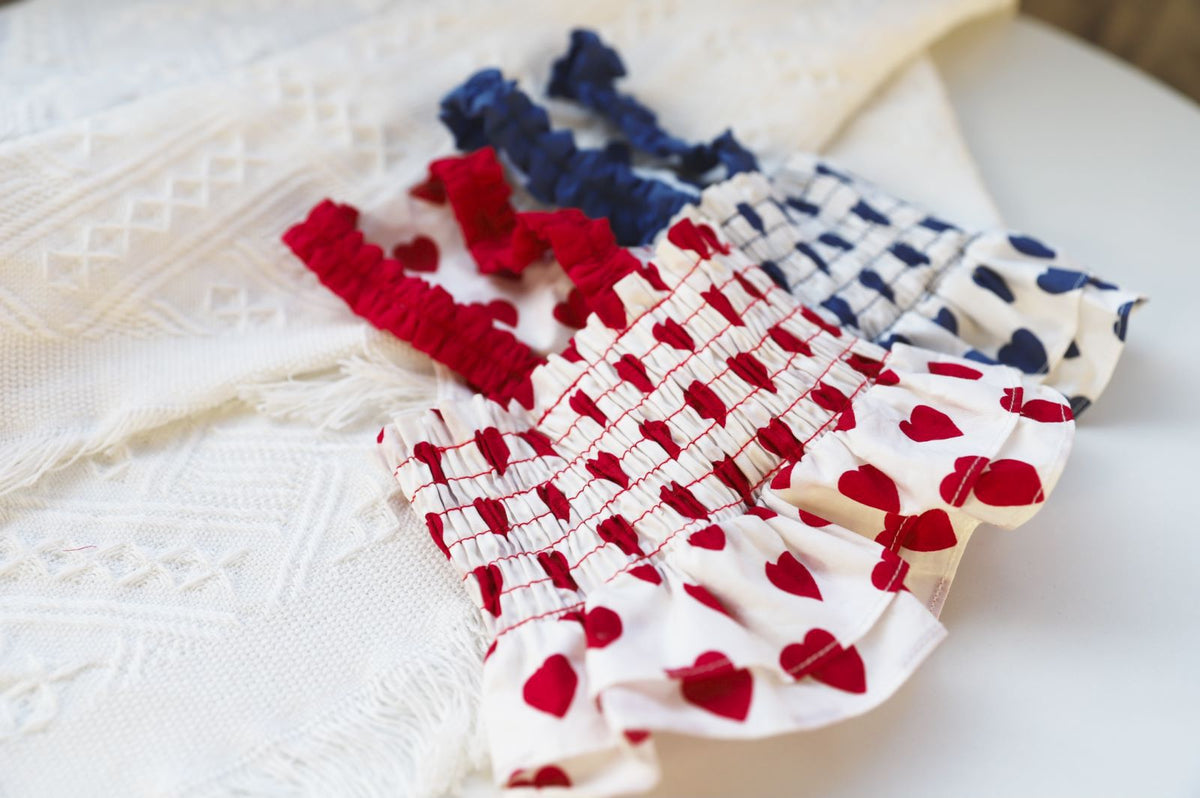Ins Korean Love Blue And Red Sling Pet Clothes